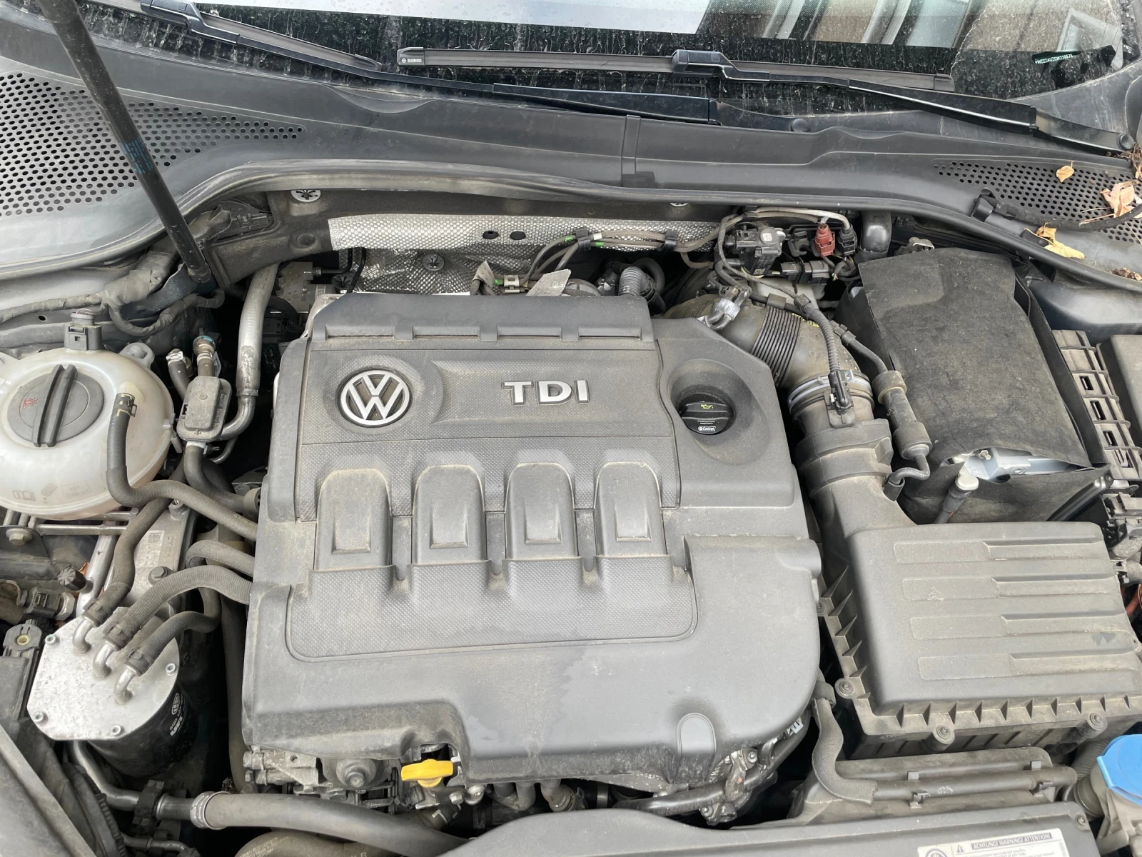 VW Golf  DSG  2.0 TDI 1 СОБСТВЕНИК 116 000КМ , снимка 8 - Автомобили и джипове - 54213704