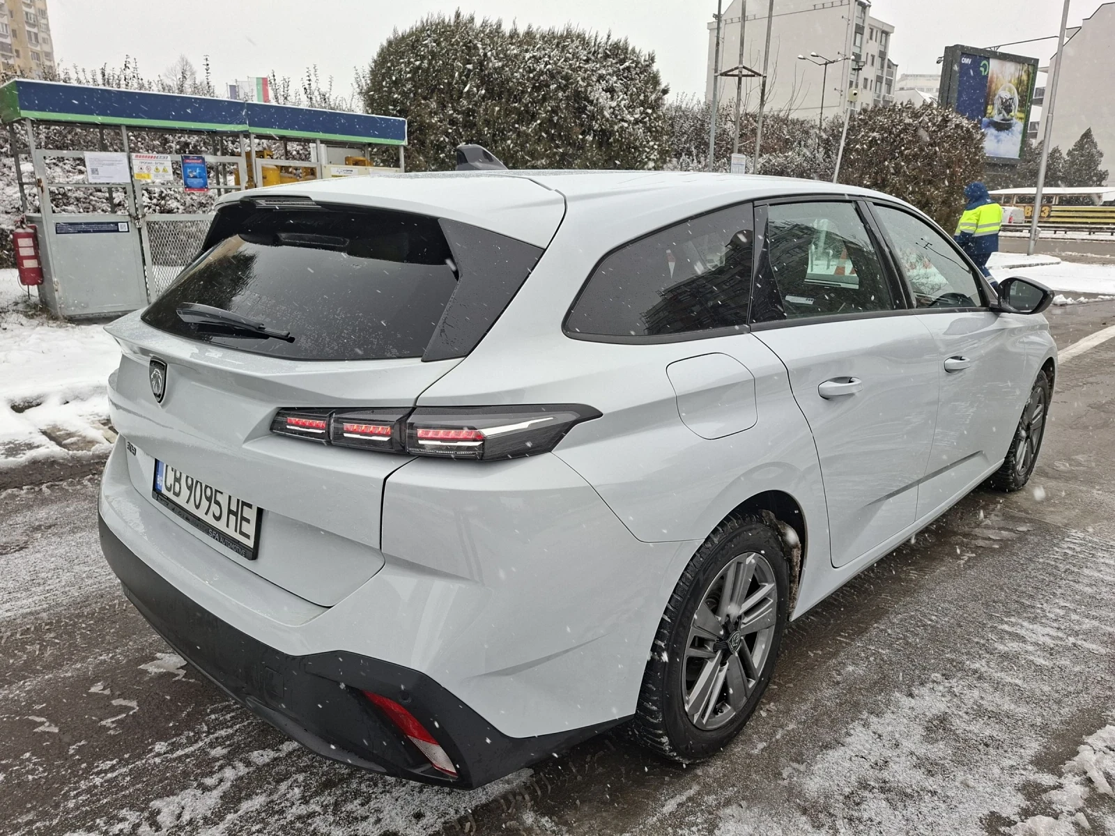 Peugeot 308 От България / Гаранция до 07.2029г., снимка 5 - Автомобили и джипове - 54565892
