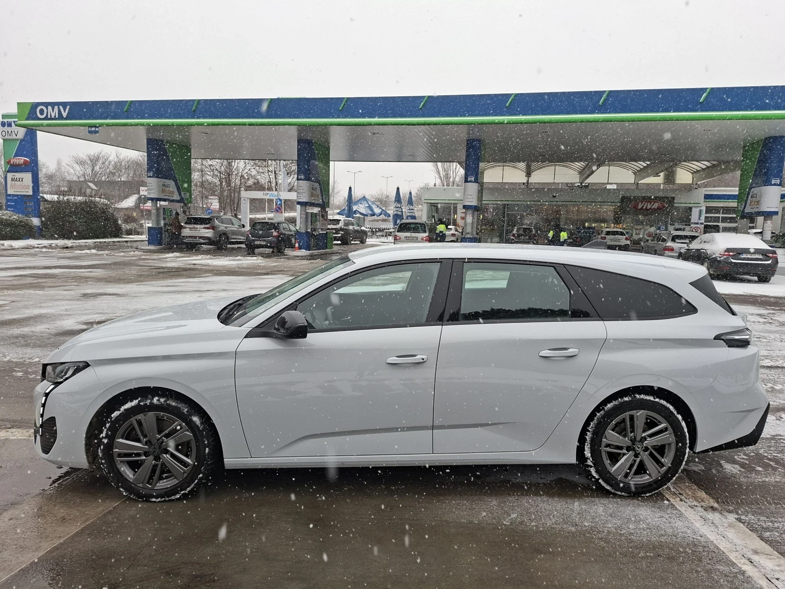 Peugeot 308 От България / Гаранция до 07.2029г., снимка 6 - Автомобили и джипове - 54565892