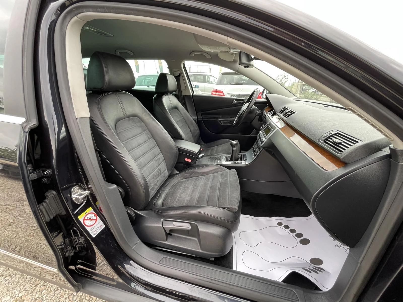 VW Passat 2.0ТDI, 170ck, 6скорости, ЛИЗИНГ, снимка 12 - Автомобили и джипове - 54574273