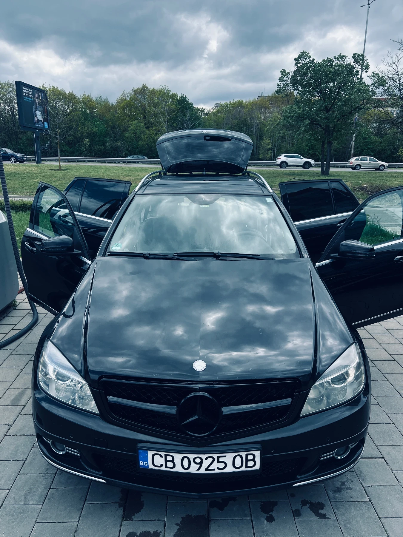 Mercedes-Benz 220