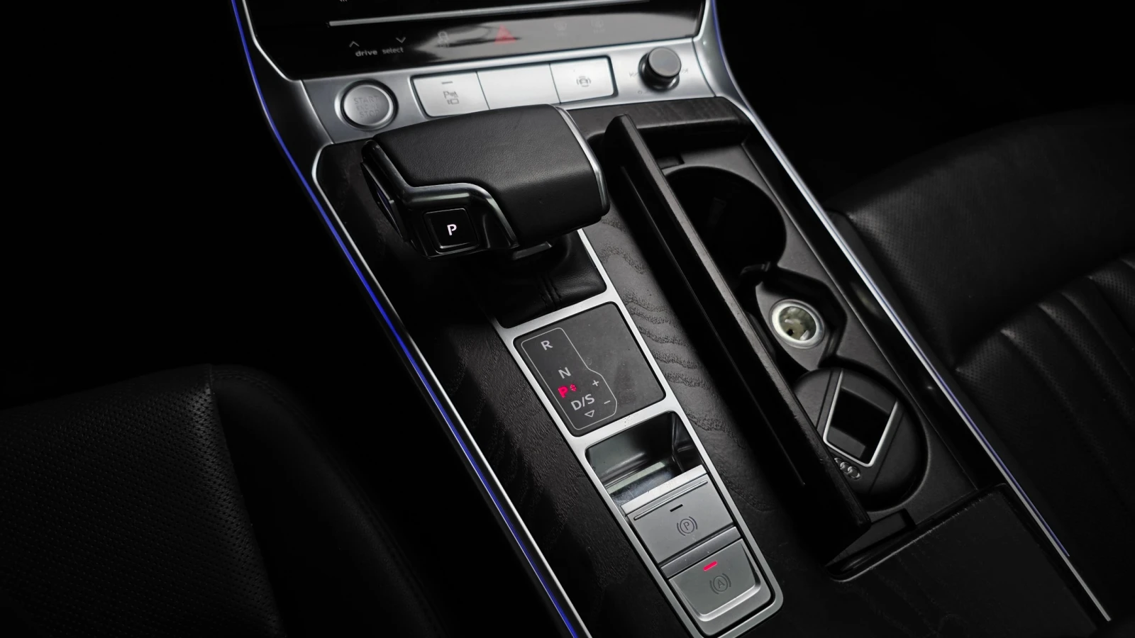 Audi A6 Quattro Premium | Distronic | HUD | 360 Camera, снимка 9 - Автомобили и джипове - 54885537