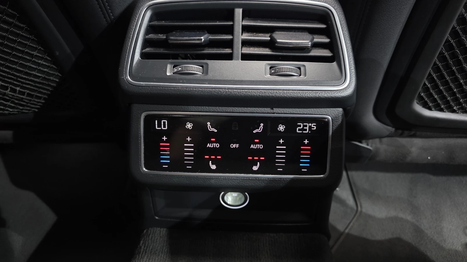 Audi A6 Quattro Premium | Distronic | HUD | 360 Camera, снимка 15 - Автомобили и джипове - 54885537