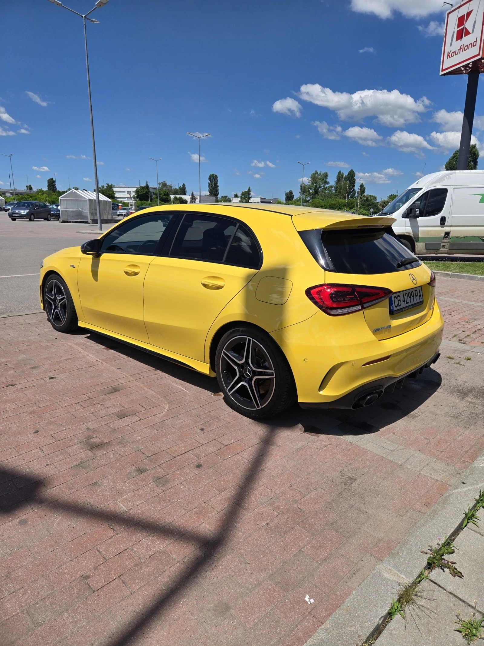 Mercedes-Benz A 35, снимка 3 - Автомобили и джипове - 54901107