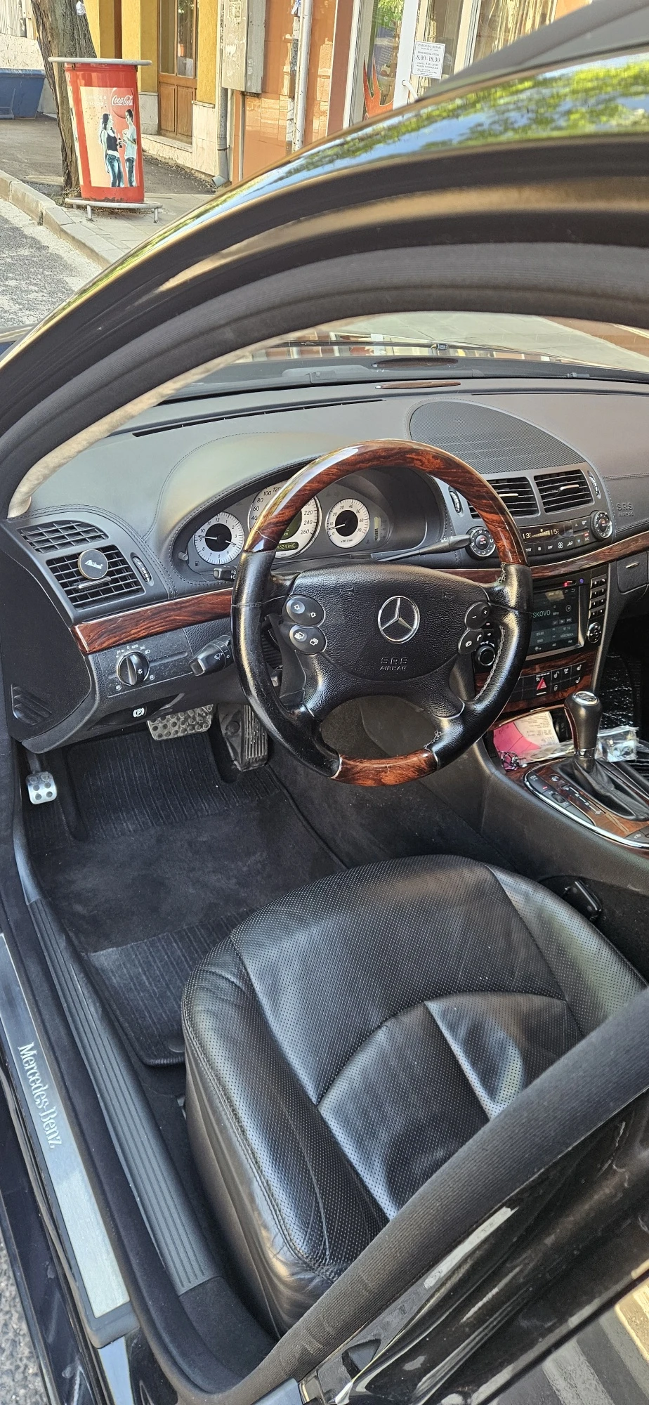 Mercedes-Benz E 55, снимка 10 - Автомобили и джипове - 55064138