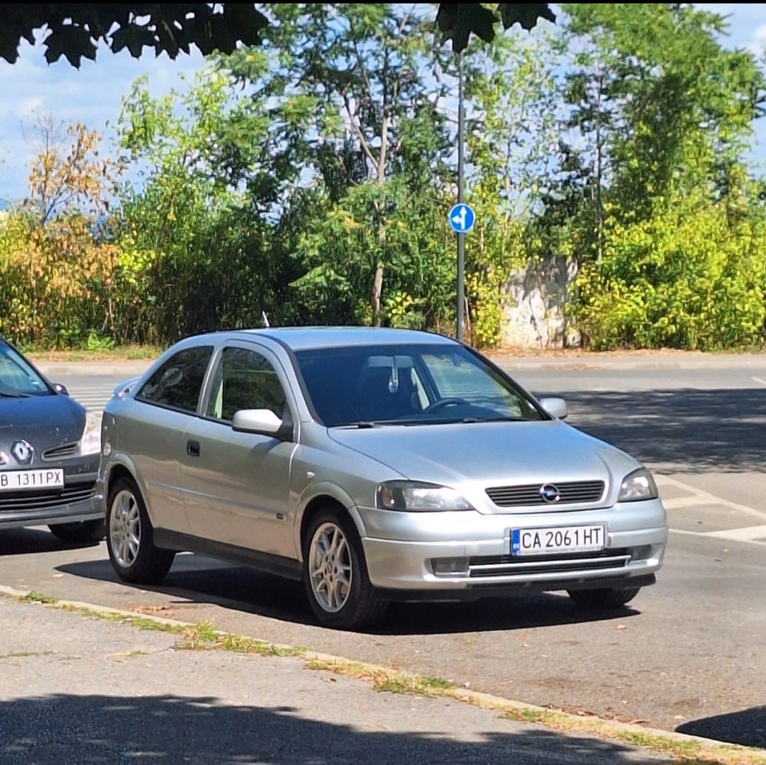 Opel Astra, снимка 4 - Автомобили и джипове - 55217231