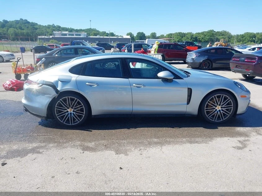 Porsche Panamera 4S* AWD* ПОДГРЕВ* ОБДУХВАНЕ* МАСАЖИ* 360* , снимка 8 - Автомобили и джипове - 55325989