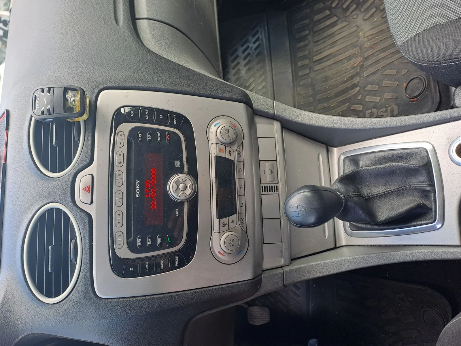 Ford Focus 1.6 hdi 109 p.s., снимка 6 - Автомобили и джипове - 55452972
