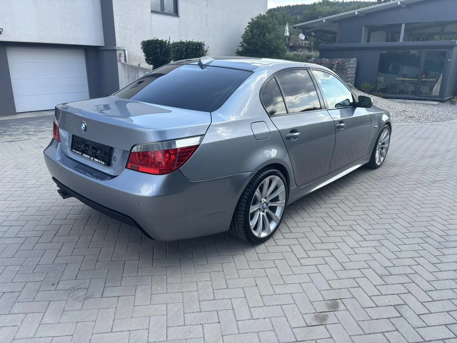 BMW 530 530i М-Packet, снимка 2 - Автомобили и джипове - 55640351