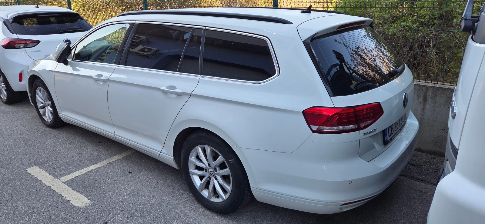 VW Passat 2.0 TDI, снимка 2 - Автомобили и джипове - 56118963