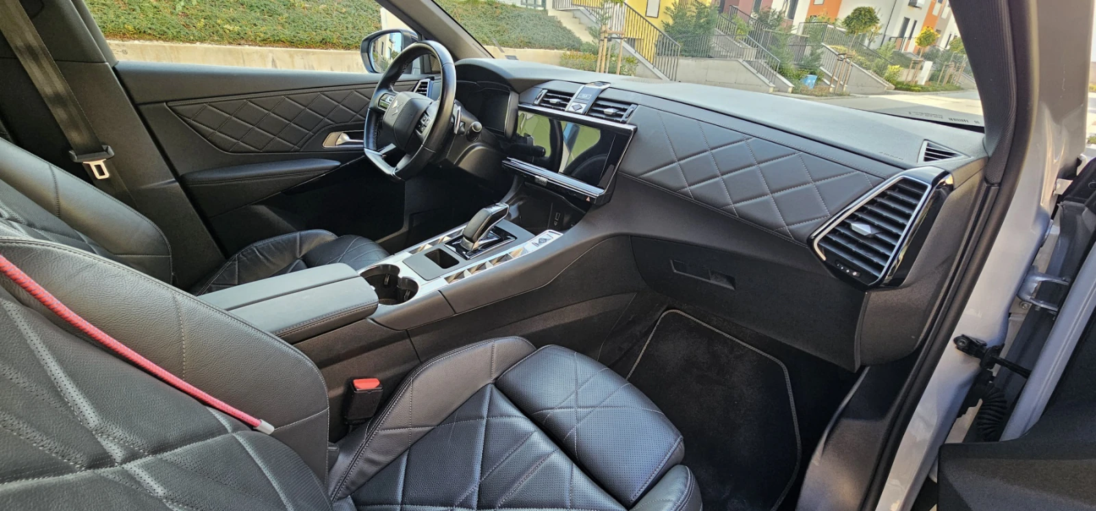 DS DS 7 Opera E-Tense 4x4 300, снимка 4 - Автомобили и джипове - 56652268