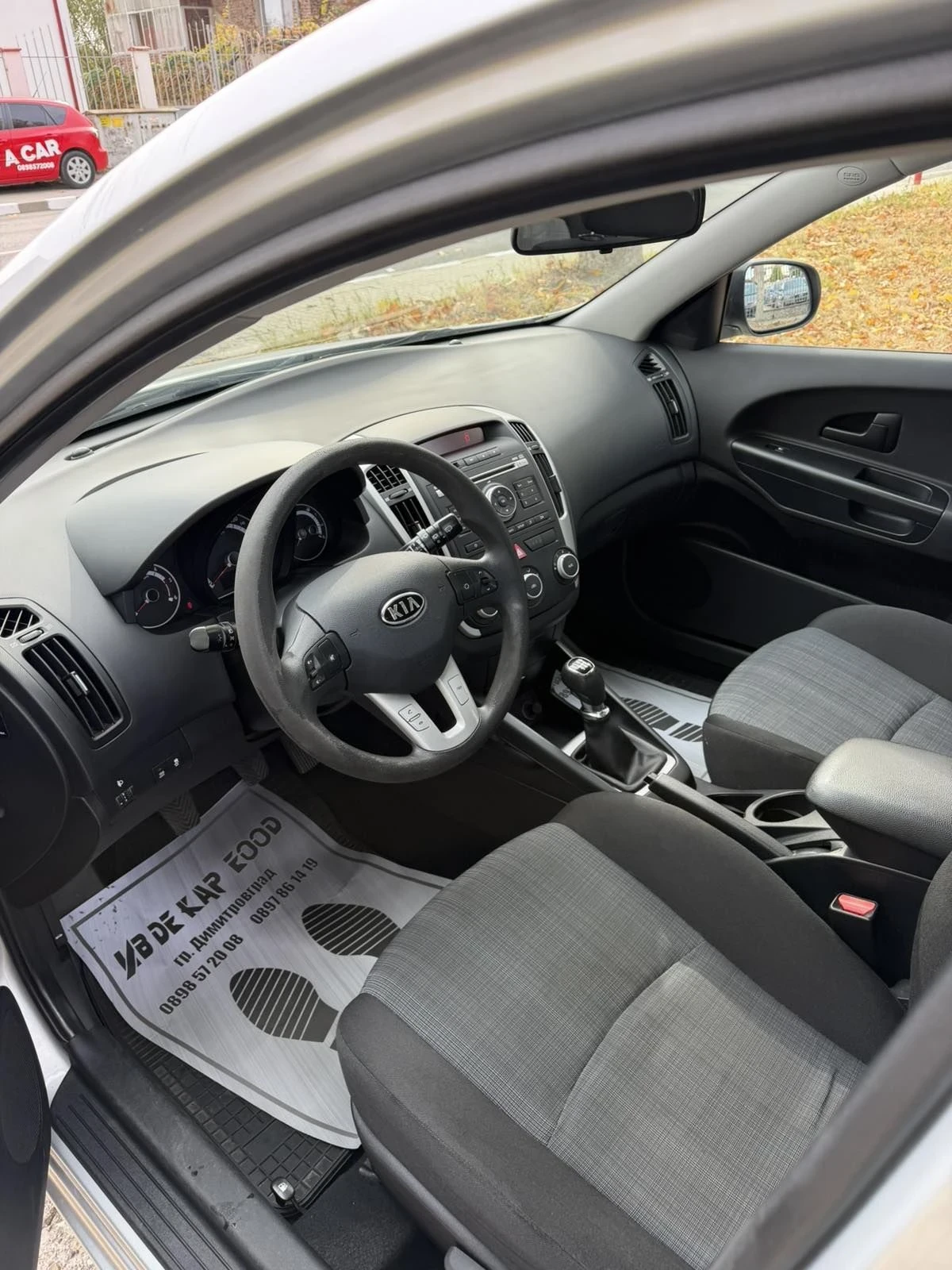 Kia Ceed, снимка 10 - Автомобили и джипове - 56531782