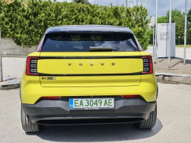 Volvo EX30 еxtended range лизинг, снимка 8