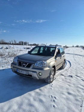 Nissan X-trail Бензин, снимка 3