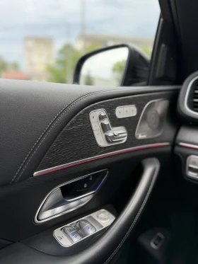 Обява за продажба на Mercedes-Benz GLE 400 Night Pack* Burmester* 360* DISTRONIC* ПАНО ~ 151 000 лв. - изображение 5