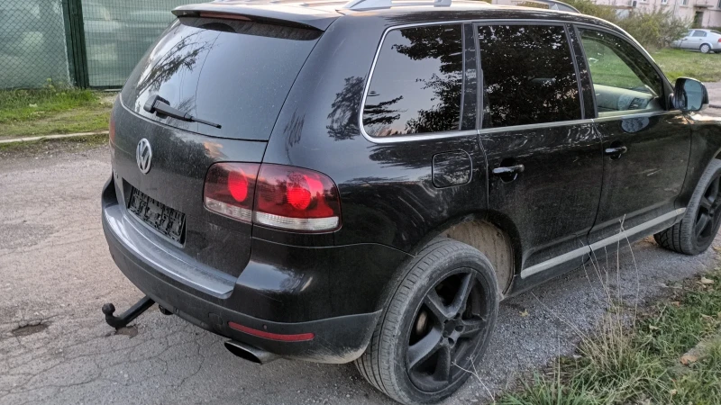 VW Touareg 3.0 TDI, снимка 4 - Автомобили и джипове - 47553242