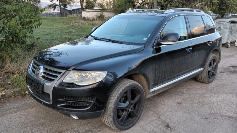 VW Touareg 3.0 TDI, снимка 8 - Автомобили и джипове - 47553242