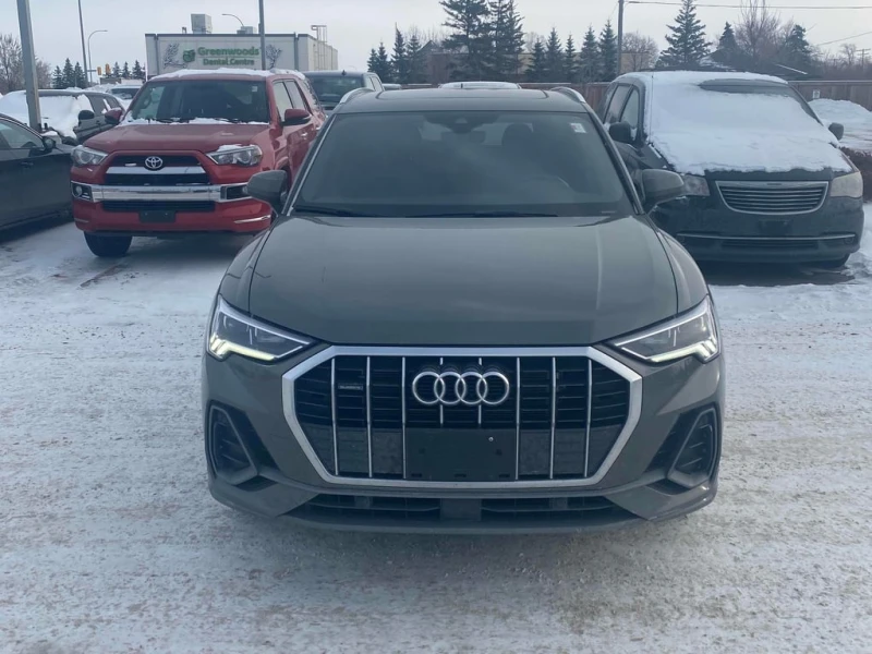 Audi Q3 * Progressiv * CARFAX * БЕЗ ПЪРВОНАЧАЛНА ВНОСКА, снимка 6 - Автомобили и джипове - 52813943