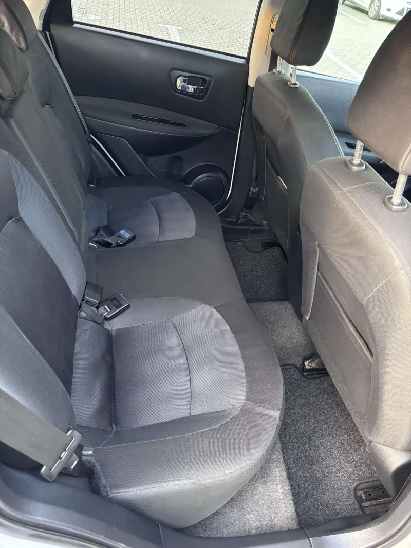 Nissan Qashqai 1.6 DCI 130hp 4x4, снимка 9 - Автомобили и джипове - 52956808