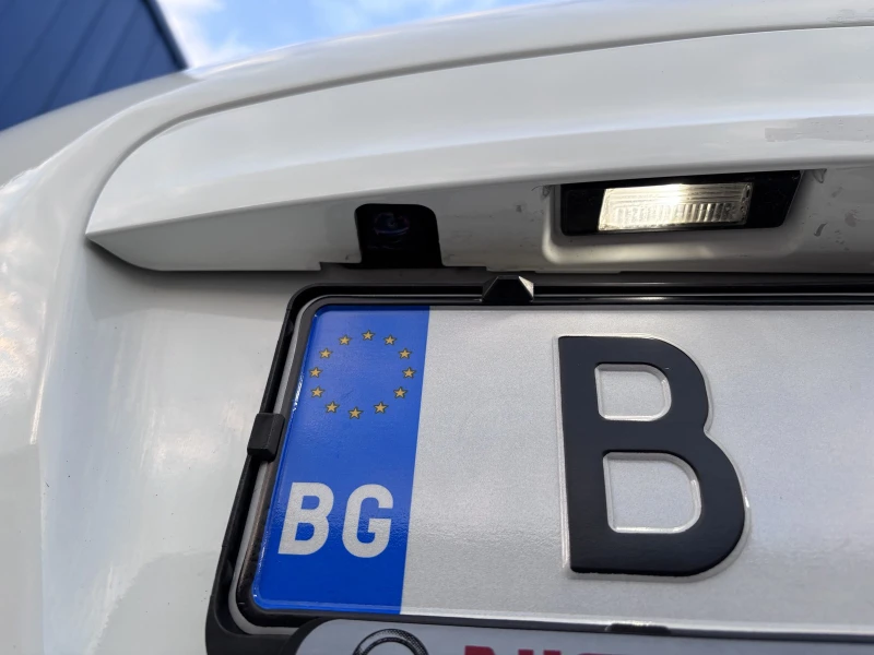 Nissan Qashqai 1.6 DCI 130hp 4x4, снимка 17 - Автомобили и джипове - 52956808