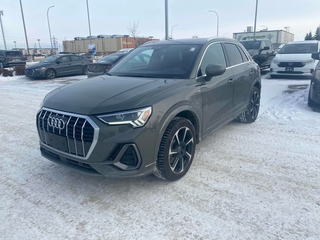 Audi Q3 * Progressiv * CARFAX * БЕЗ ПЪРВОНАЧАЛНА ВНОСКА, снимка 1