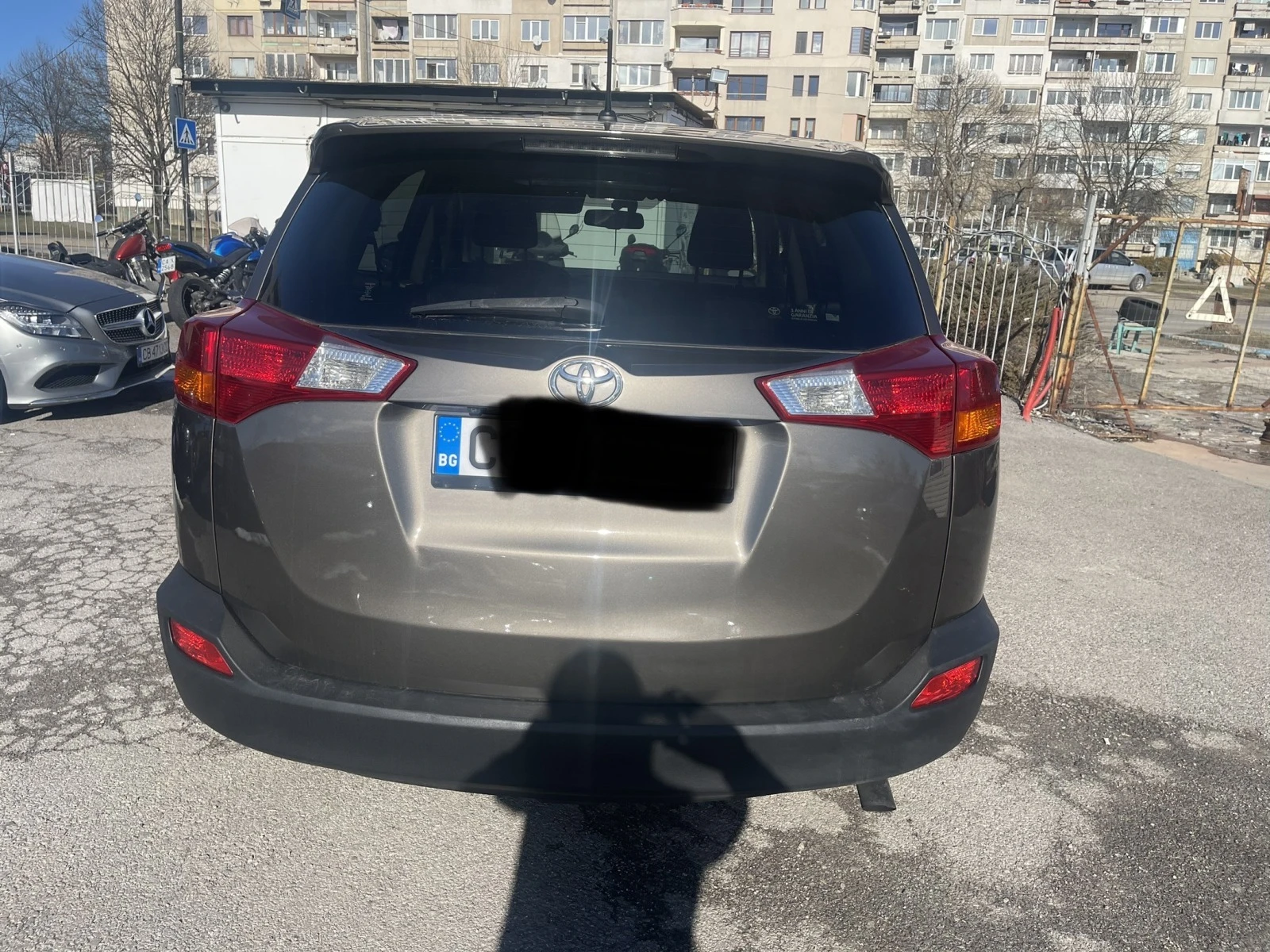 Toyota Rav4 2.2 D4D ЛИЗИНГ БЕЗ ДОКАЗВАНЕ НА ДОХОДИ - изображение 3