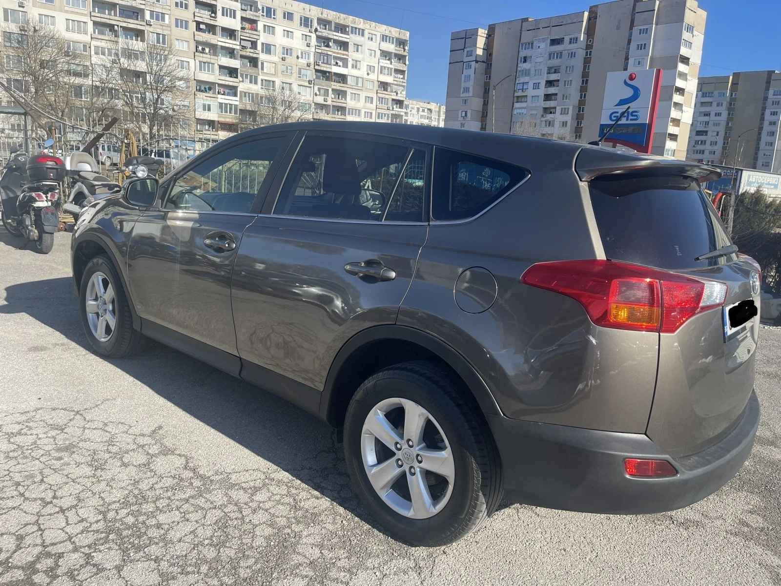 Toyota Rav4 2.2 D4D ЛИЗИНГ БЕЗ ДОКАЗВАНЕ НА ДОХОДИ - изображение 4