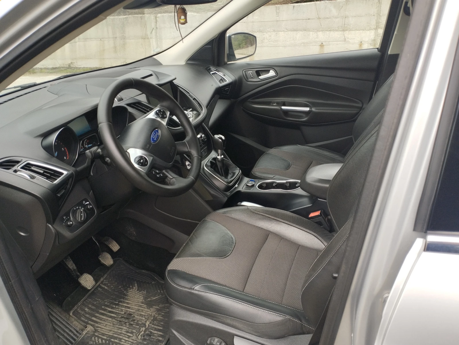Ford Kuga  - изображение 9