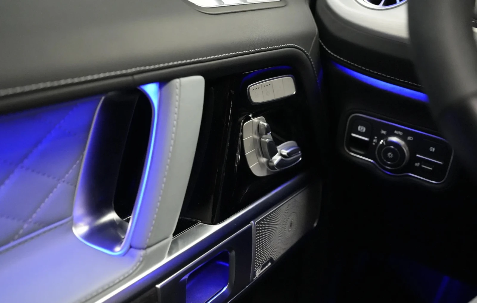 Mercedes-Benz G 63 AMG V8 MANUFAKTUR | Mobile.bg   11