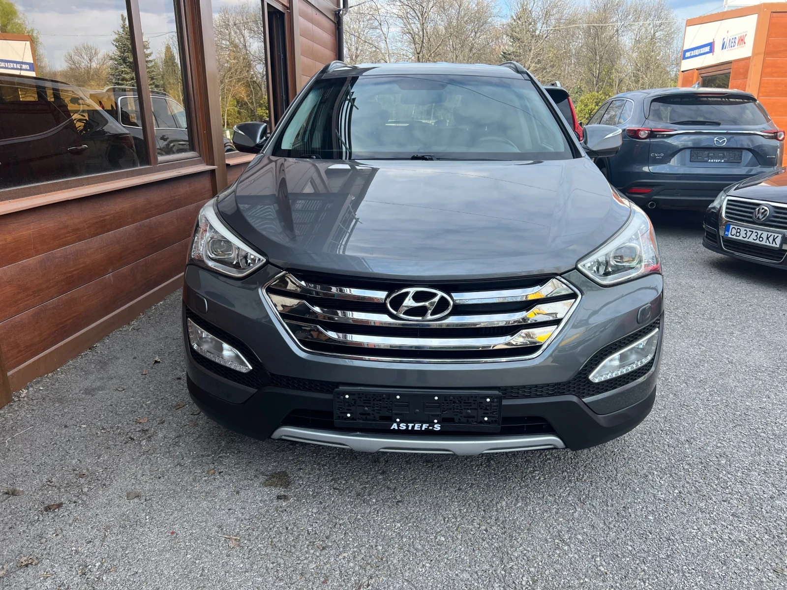 Hyundai Santa fe 2.2 CRDI 4WD Keyless Навигация Камера, снимка 2 - Автомобили и джипове - 54125524