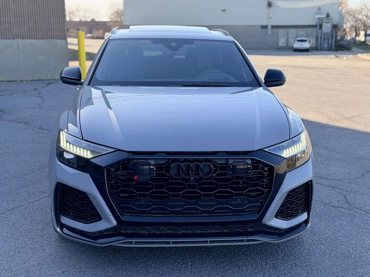 Audi RSQ8 * 4.0 TFSI quattro * CARFAX * ���� �� �� | Mobile.bg � ����������� 2