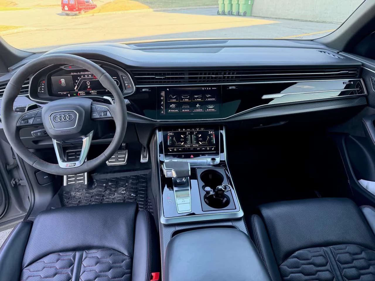 Audi RSQ8 * 4.0 TFSI quattro * CARFAX * ���� �� �� | Mobile.bg � ����������� 10