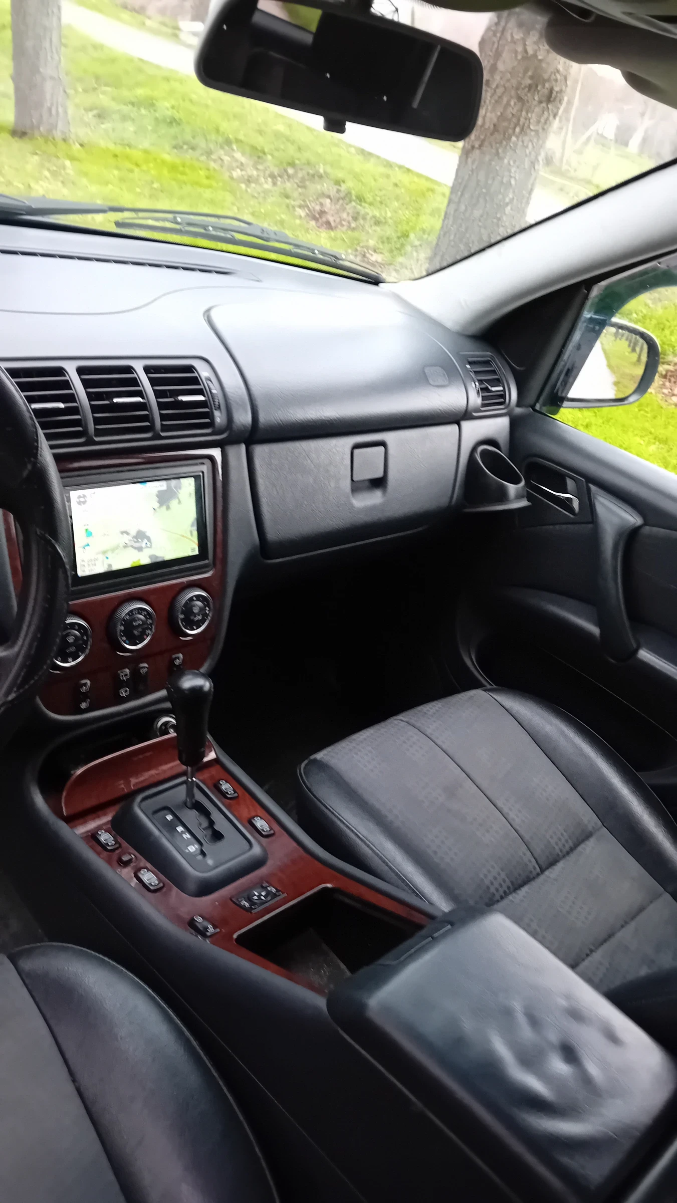 Mercedes-Benz ML 270 Ml270 4 matic , снимка 17 - Автомобили и джипове - 54372486