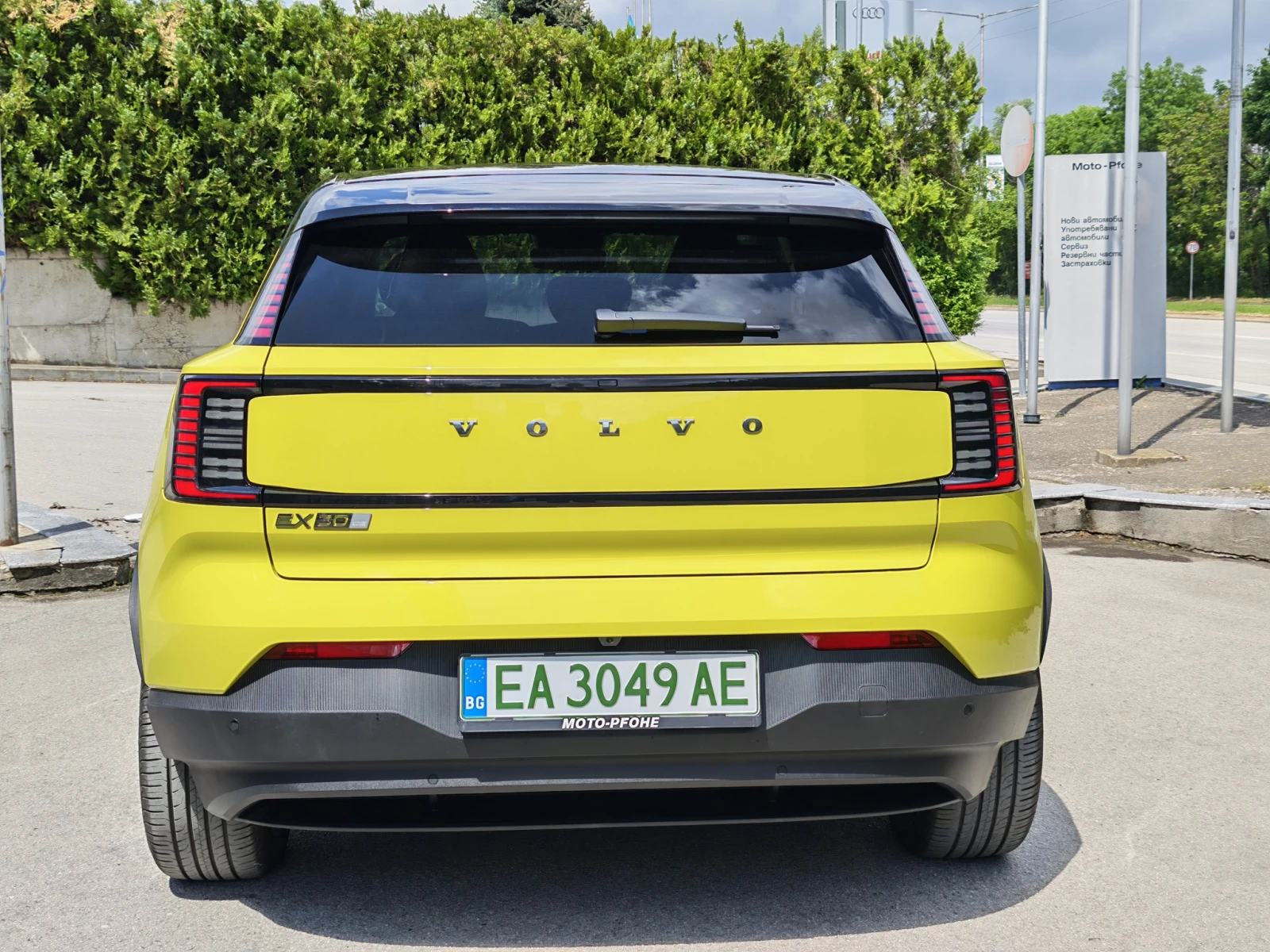 Volvo EX30 еxtended range лизинг, снимка 8 - Автомобили и джипове - 54493596
