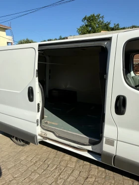 Renault Trafic 2.0dti, снимка 10