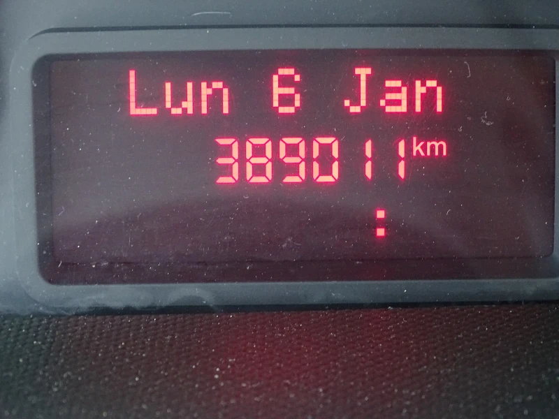 Iveco Daily 35S17* * * Климатроник* * * 3.0HPI  * ШАСИ* , снимка 12 - Бусове и автобуси - 50782159