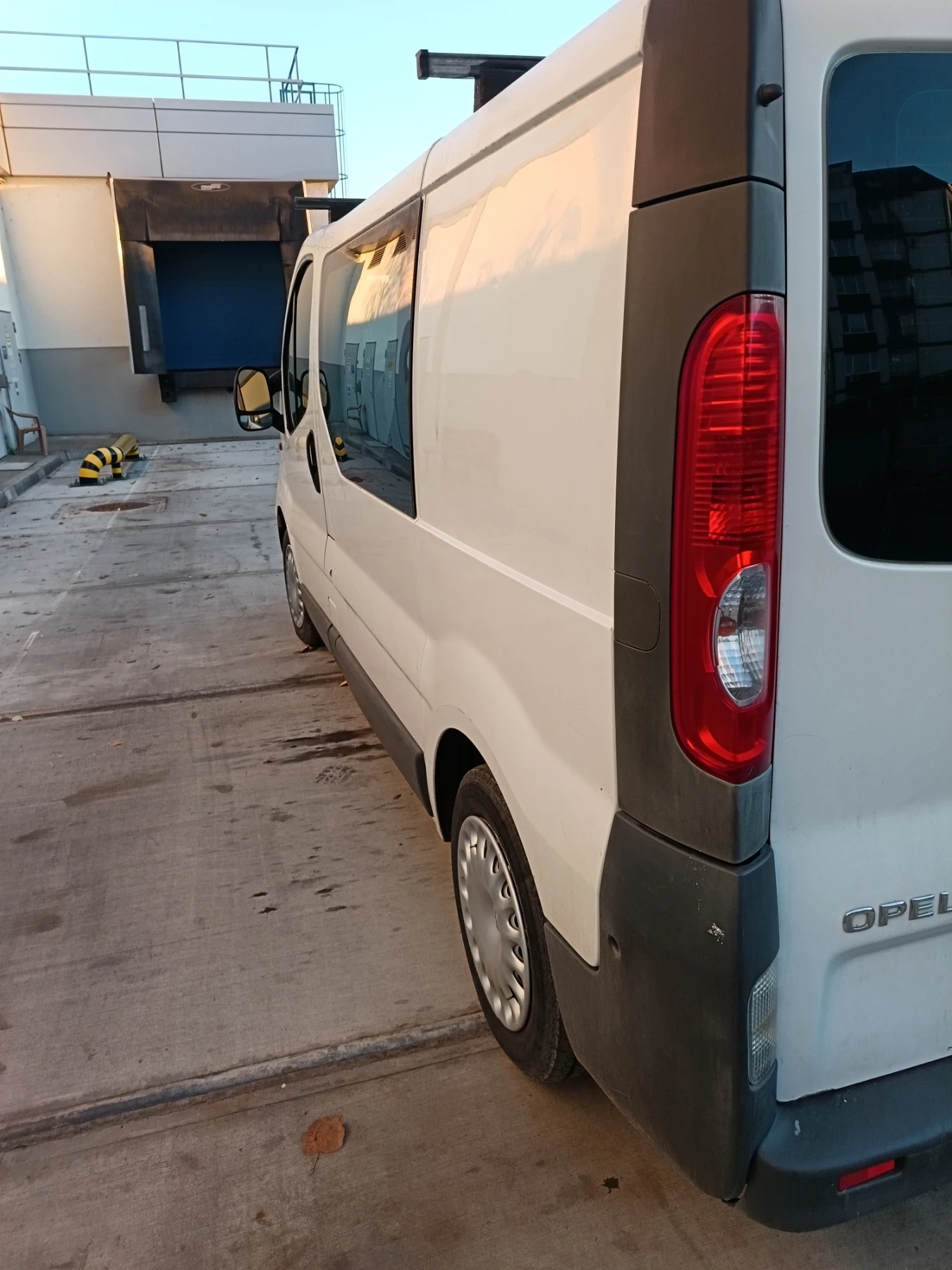 Opel Vivaro  - изображение 8