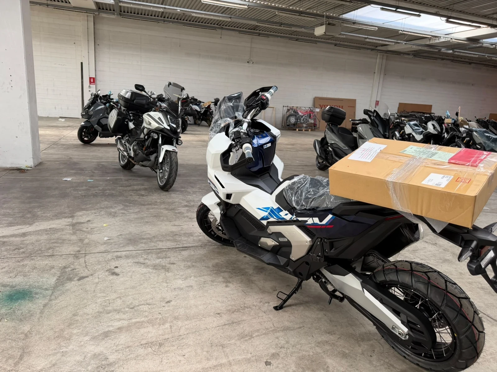 Honda X-ADV, снимка 3 - Мотоциклети и мототехника - 55069172