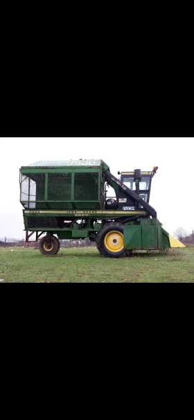 Комбайн John Deere 9900, снимка 3