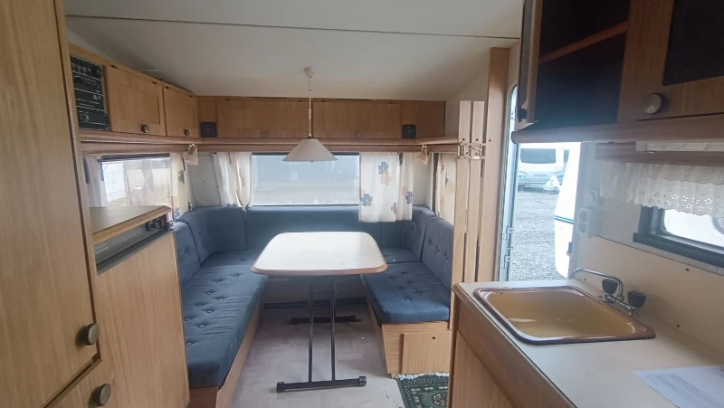 Каравана Adria Polar 520 Scandinavian , снимка 3 - Каравани и кемпери - 53146683