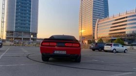 Dodge Challenger HELLCAT, снимка 3
