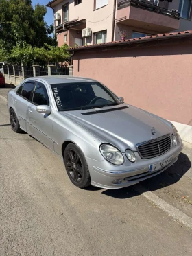 Mercedes-Benz E 320, снимка 1