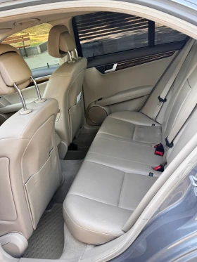 Mercedes-Benz C 250 AMG Line, снимка 12
