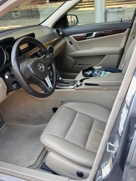 Mercedes-Benz C 250 AMG Line, снимка 8