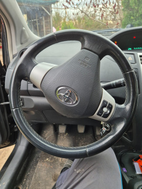 Toyota Yaris, снимка 6 - Автомобили и джипове - 44296106