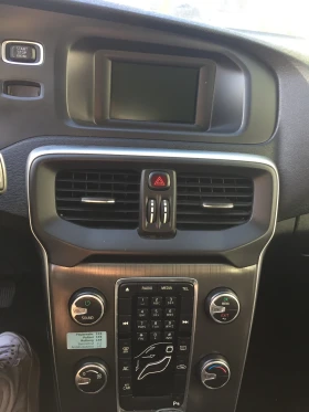 Volvo V40 - 12400 лв. - 97744513 | Car24.bg
