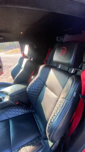 Dodge Challenger HELLCAT, снимка 7