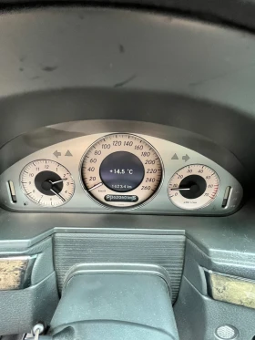 Mercedes-Benz E 320 Avantgarde, снимка 11