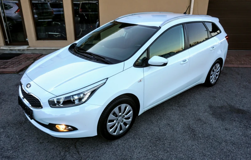 Kia Ceed SW 1.4CVVT COOL, снимка 1 - Автомобили и джипове - 42624636