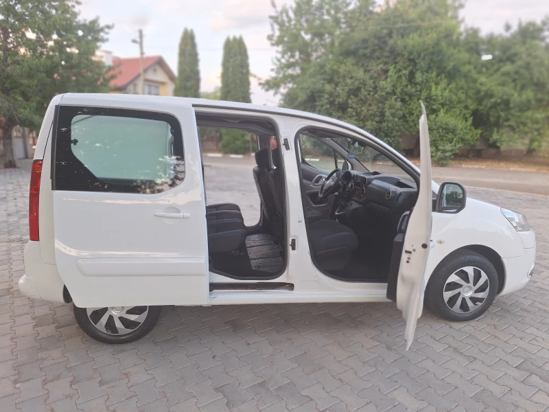 Peugeot Partner 1.6HDI TEPEE , снимка 11 - Автомобили и джипове - 47152275